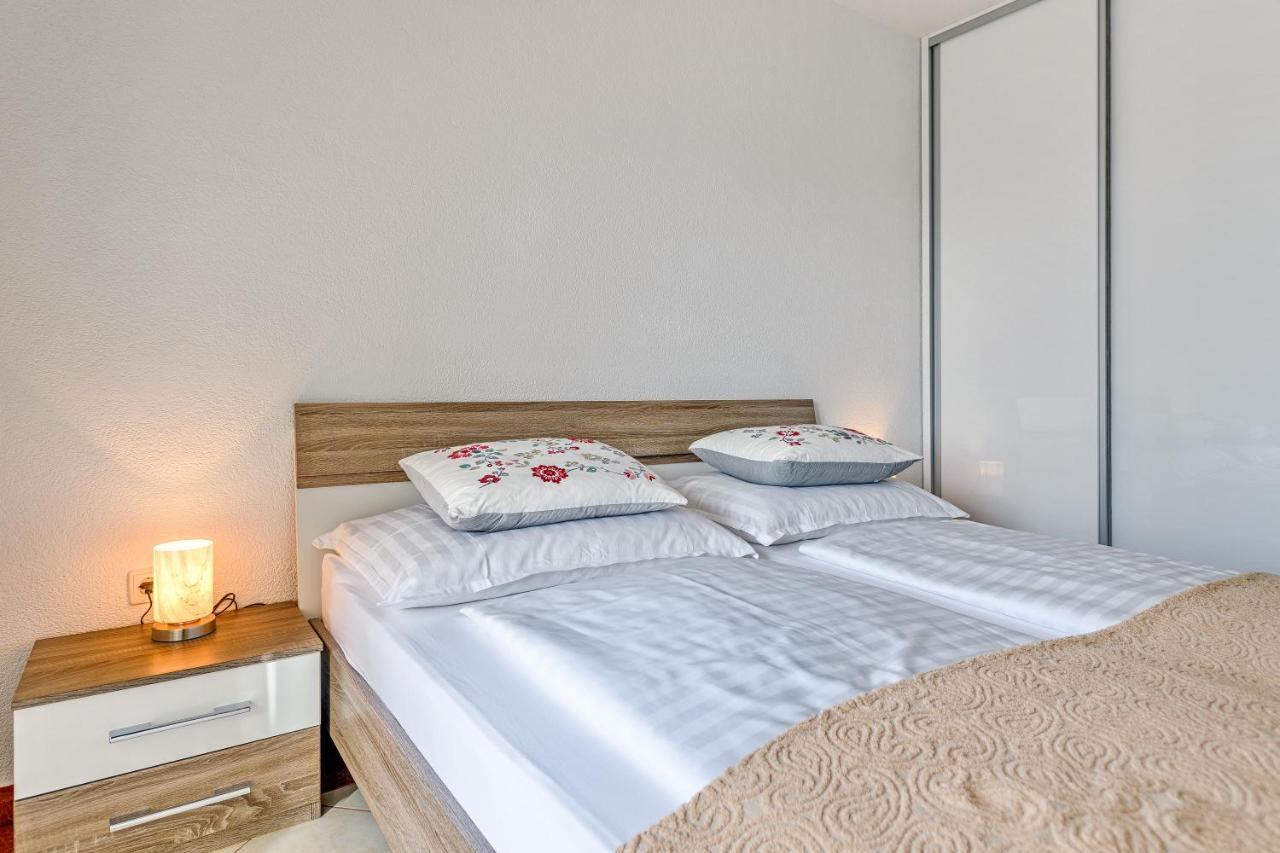 Comfort Apartments In Peaceful Area Zadar - With Garden מראה חיצוני תמונה
