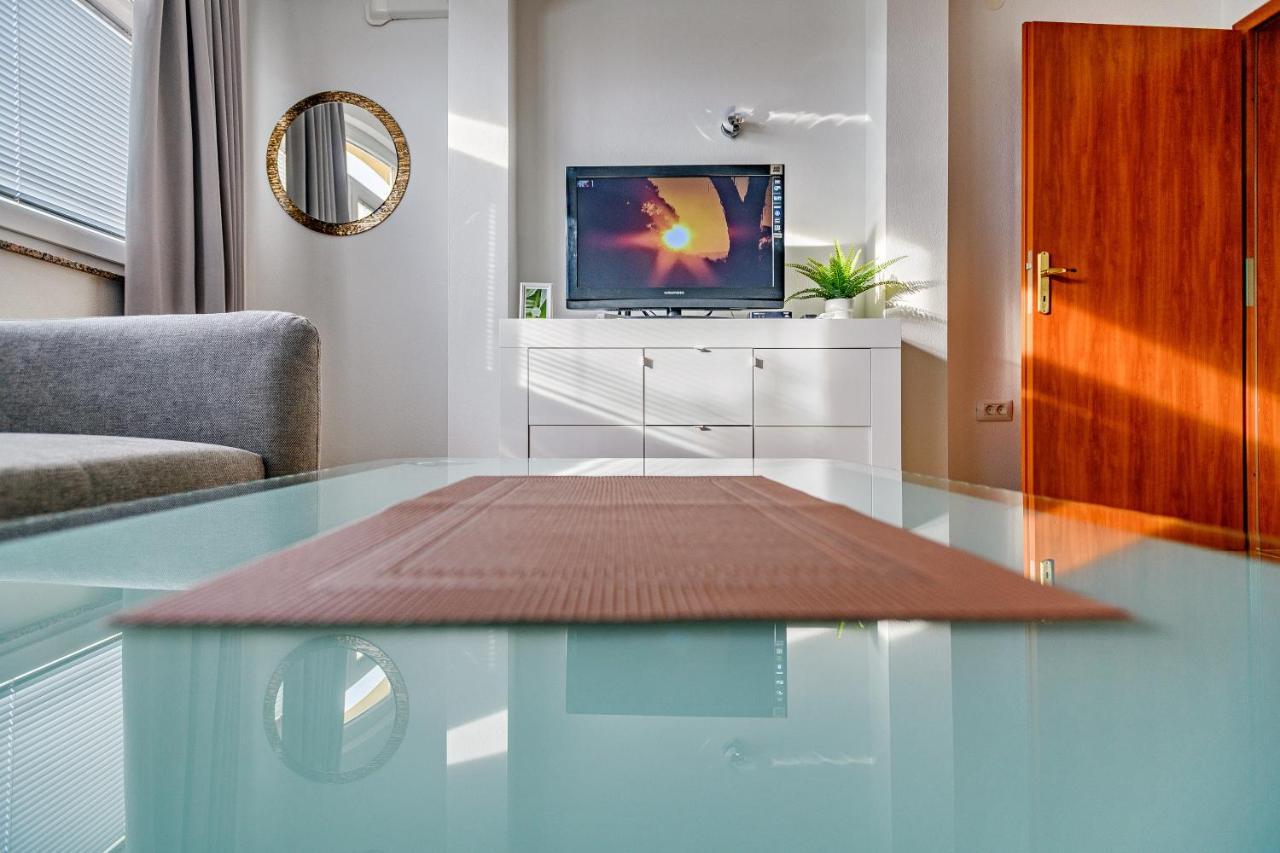 Comfort Apartments In Peaceful Area Zadar - With Garden מראה חיצוני תמונה